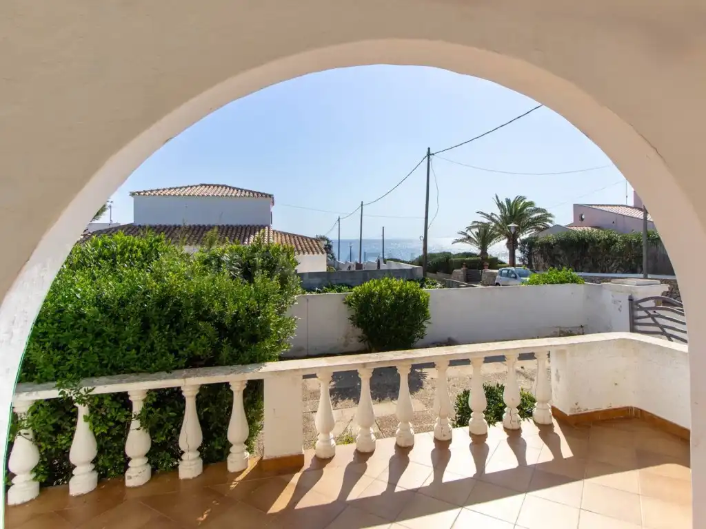 Vista exterior de Casa o chalet en venta en Sant Lluís con Terraza