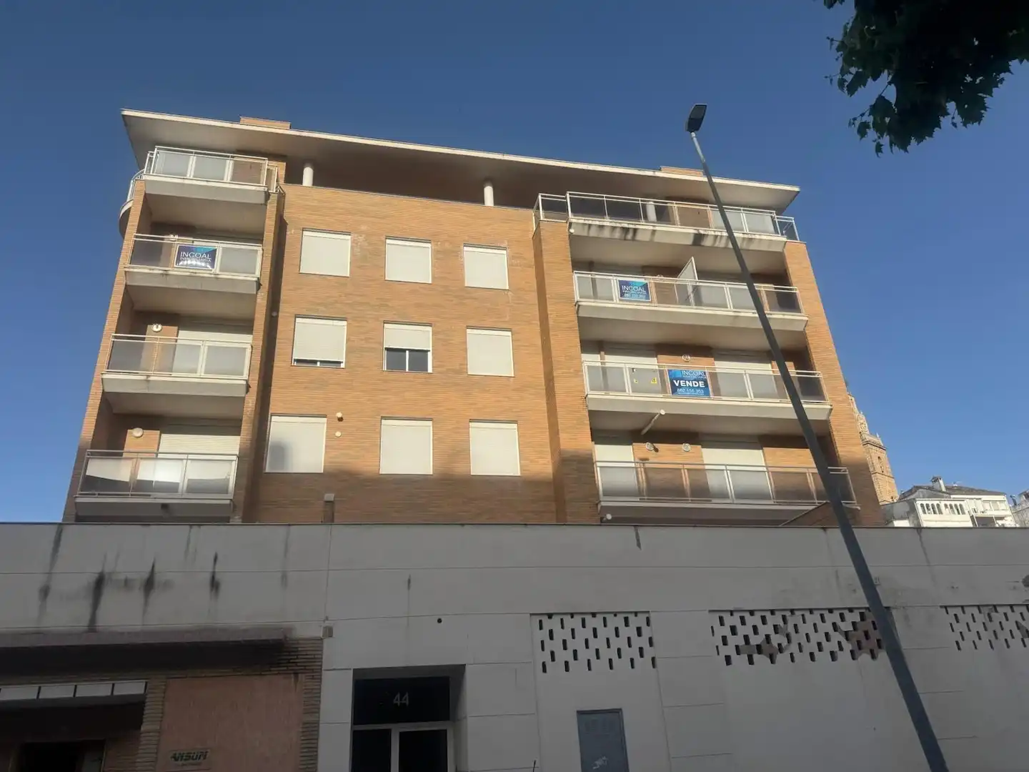 Vista exterior de Pis en venda en Albaida amb Balcó