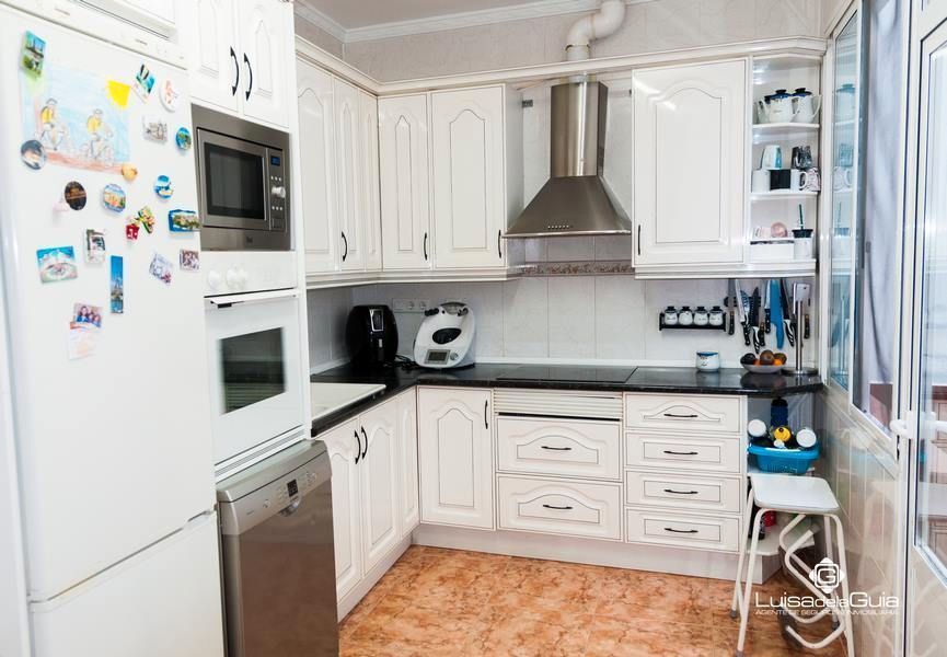 Cuina de Casa o xalet en venda en Campo de Criptana amb Aire condicionat i Calefacció