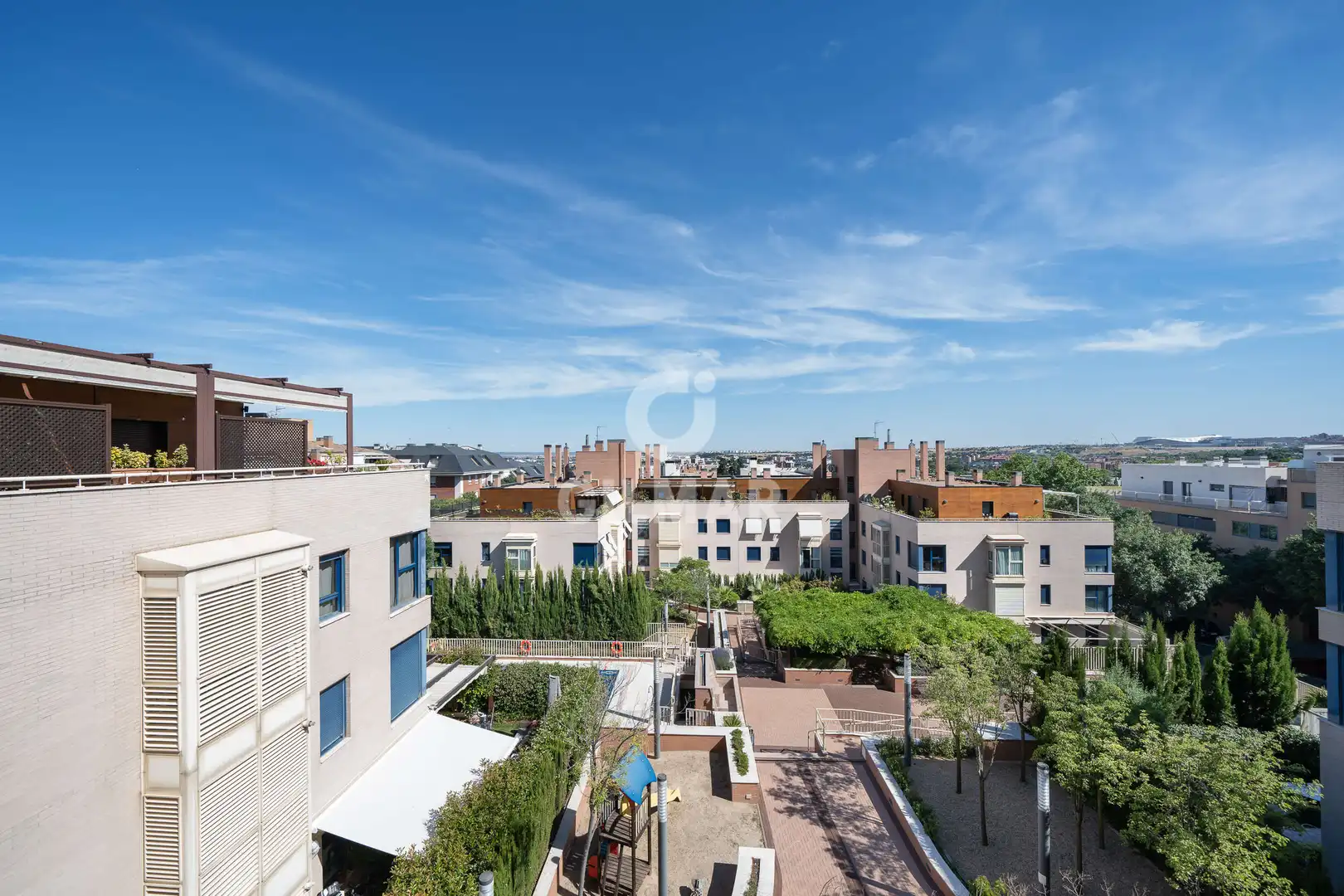 Vista exterior de Ático en venta en Madrid con Calefacción, Jardín privado y Trastero