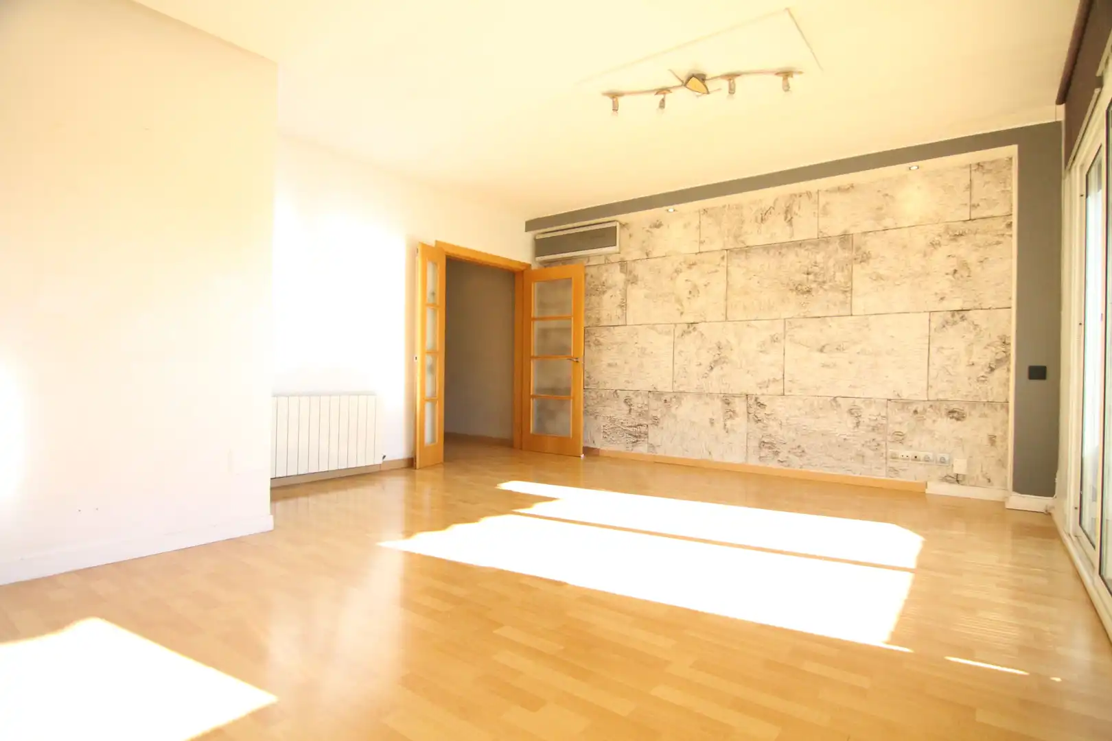 Piso en venta en Olesa de Montserrat con Aire acondicionado, Calefacción y Parquet
