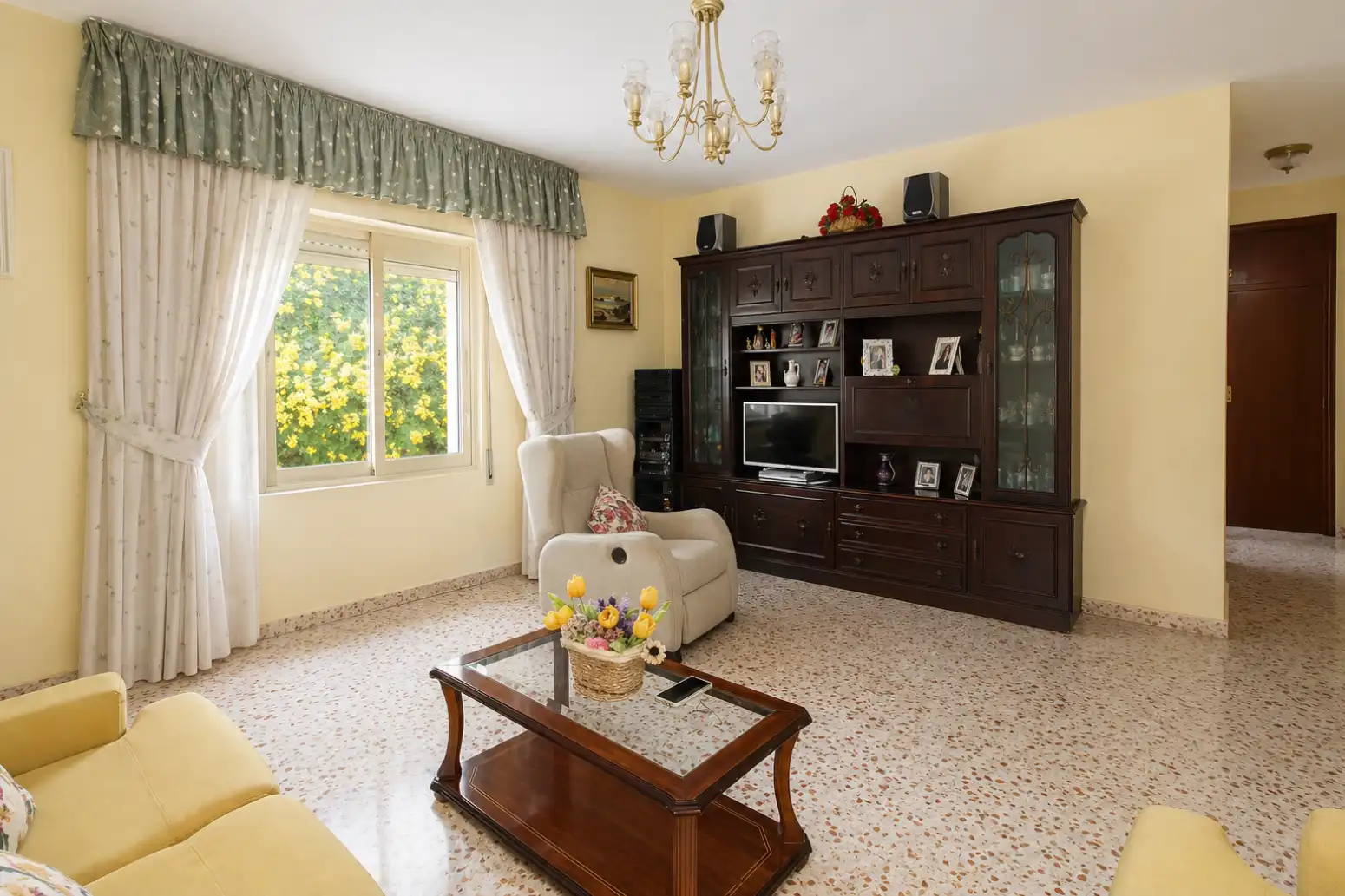 Sala de estar de Casa o chalet en venta en Vélez-Málaga con Calefacción y Jardín privado
