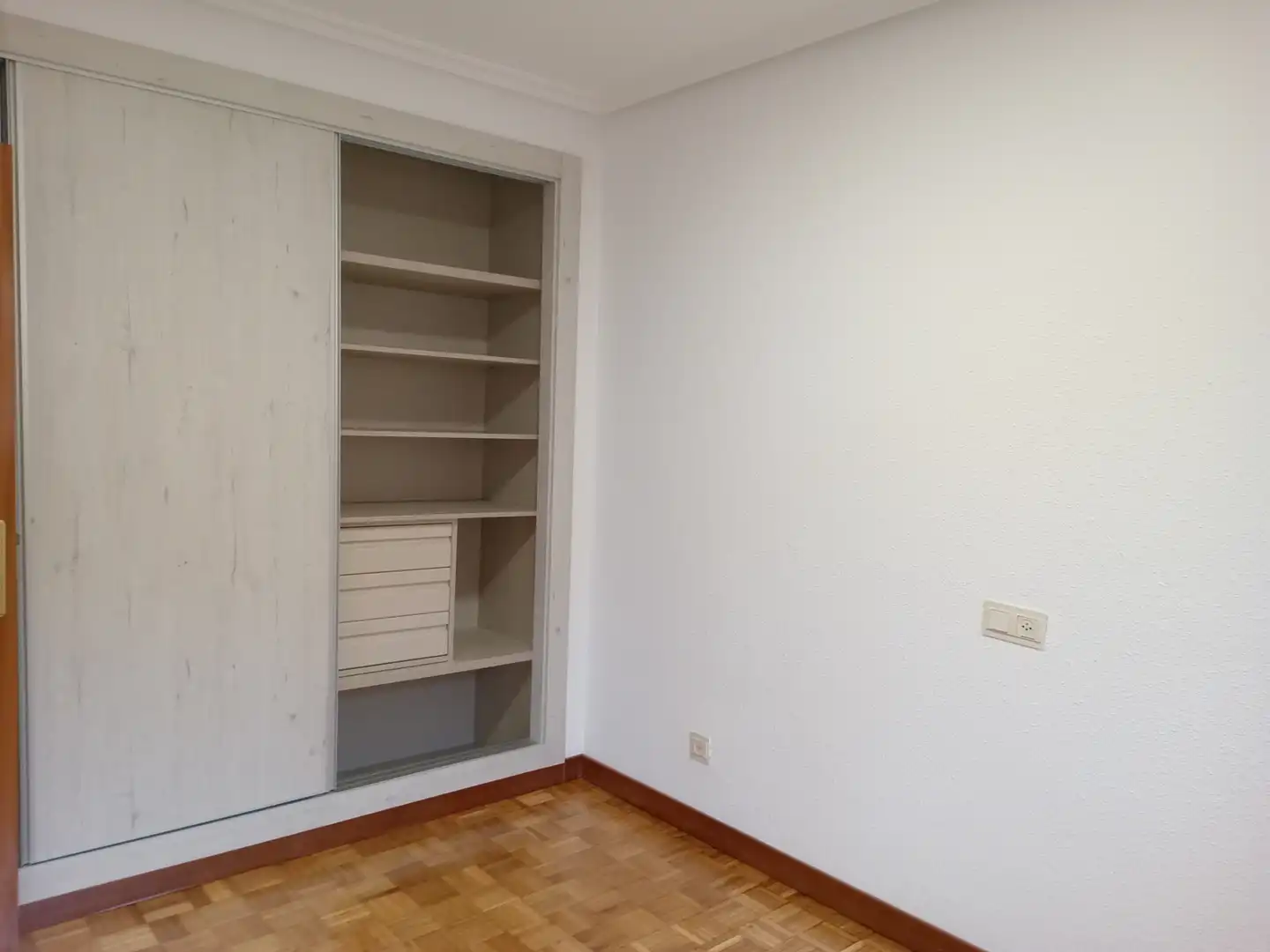 Bedroom of Flat for sale in Santa Marta de Tormes  with Air Conditioner, Heating and Parquet flooring