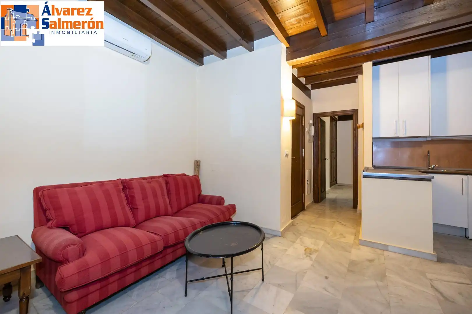 Sala de estar de Apartamento en venta en Granada