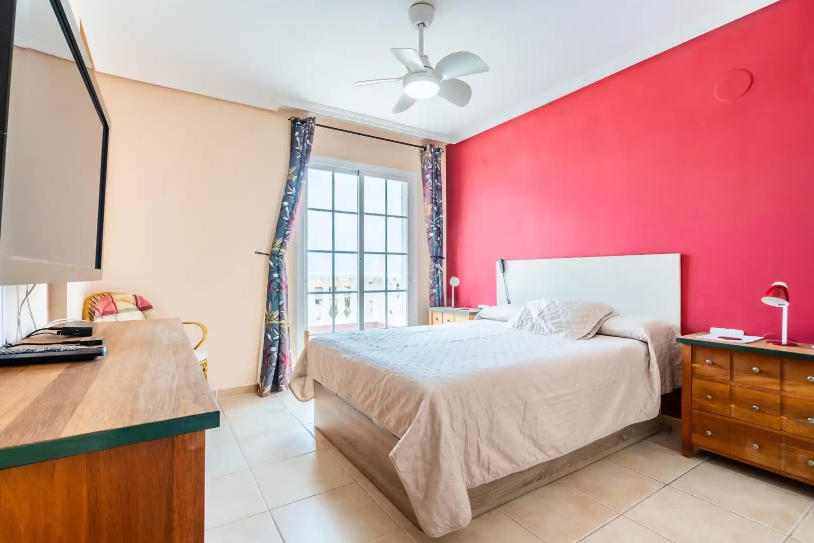 Habitación de Casa adosada de alquiler en Granadilla de Abona con Jardín privado, Terraza y Balcón