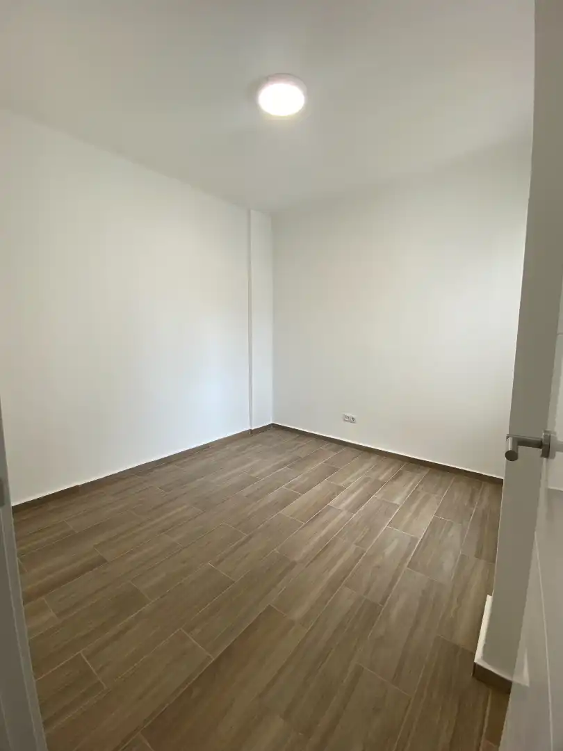 Wohnung mit Aufzug zum Verkauf in Calle Eugenio Gross 34, imagen 11