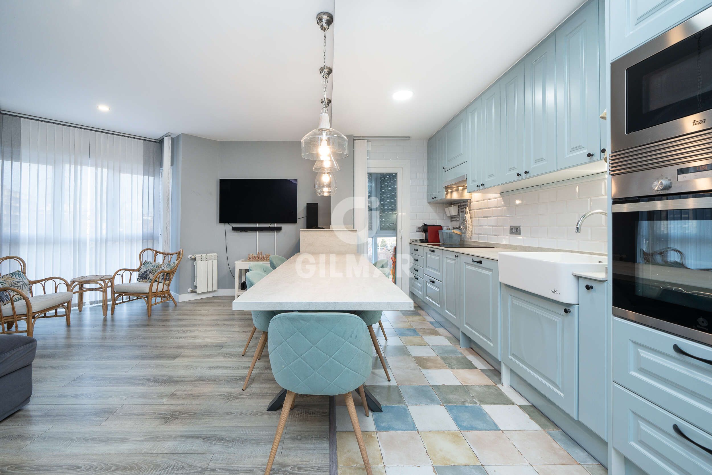 Piso en venta en Conde Orgaz - Piovera, Hortaleza