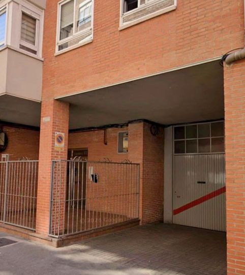 Foto 2 von Garage zur Miete in Calle Zapadores, 12, Delicias, Valladolid Capital