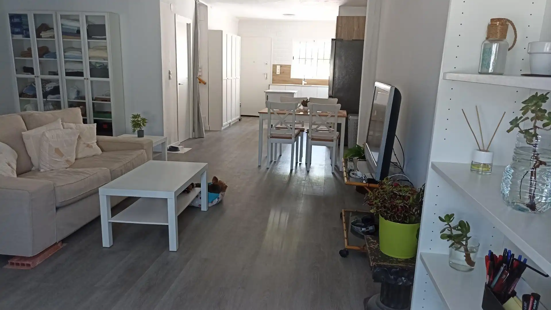 Sala d'estar de Casa adosada en venda en Tavernes de la Valldigna amb Aire condicionat, Calefacció i Terrassa