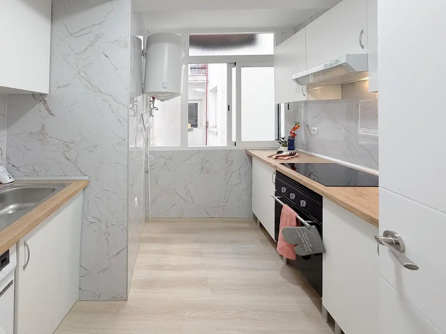 Kitchen of Flat for share in Getafe  with Heating, Furnished and Oven
