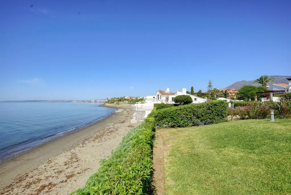 Villa mit Pool zum Verkauf in Estepona Pueblo, imagen 4