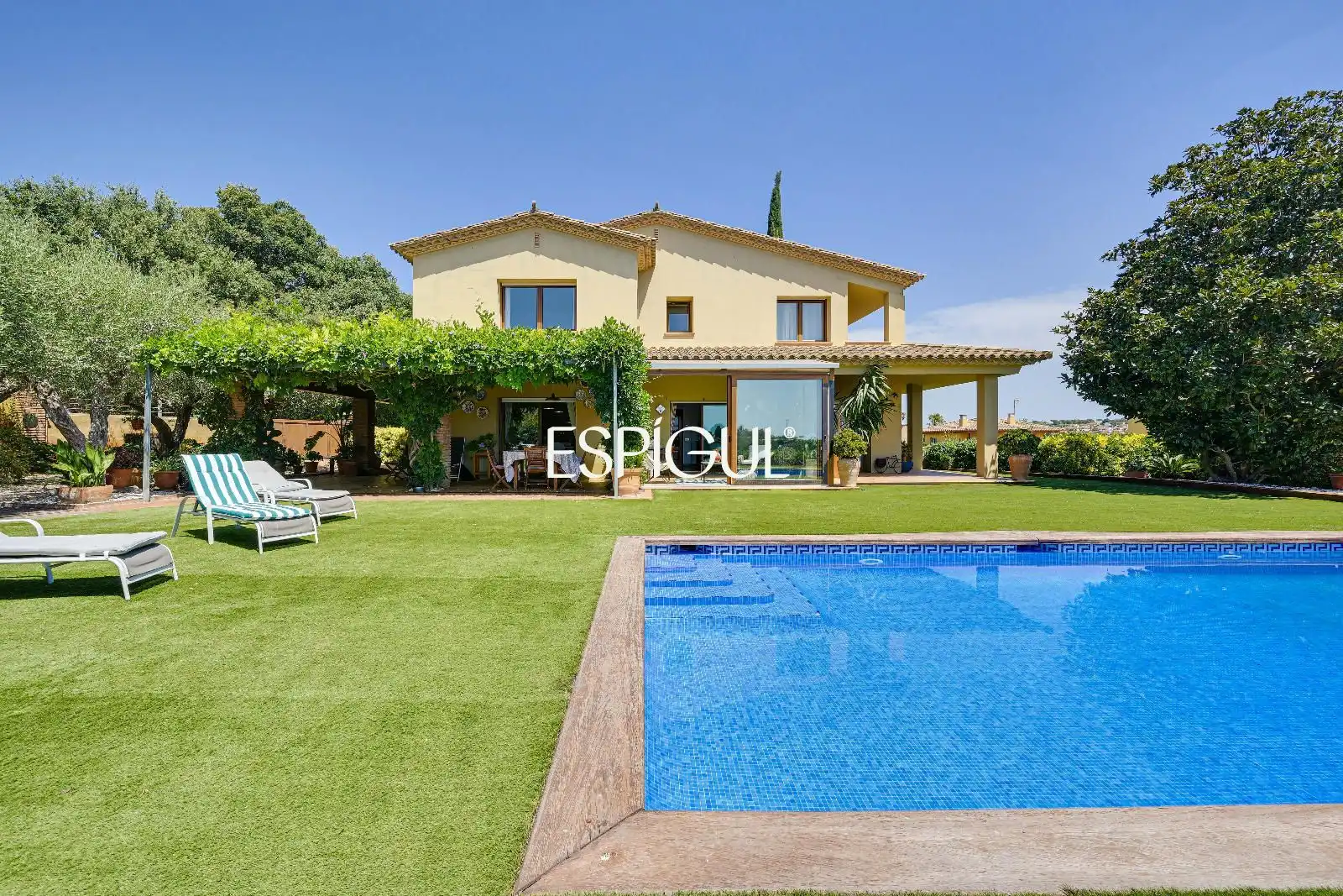 Jardín de Casa o chalet en venta en Mont-ras con Aire acondicionado, Calefacción y Parquet