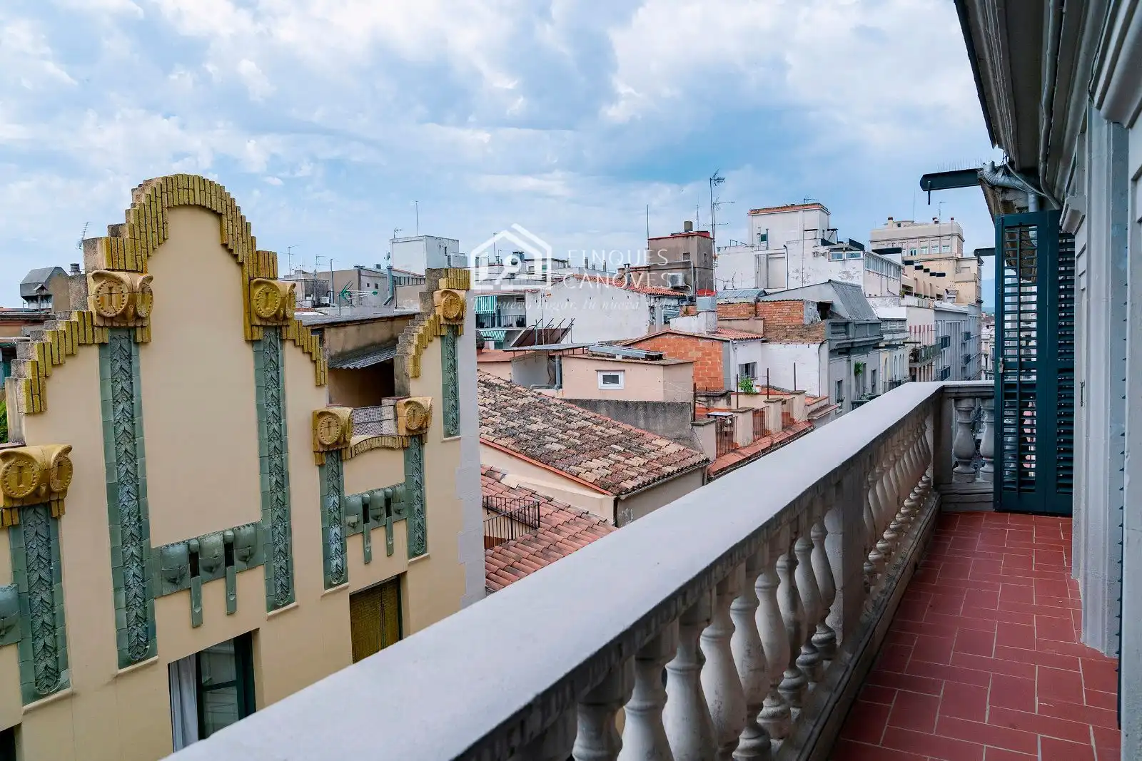 Exterior view of Flat for sale in Girona  with Air Conditioner, Heating and Terrace