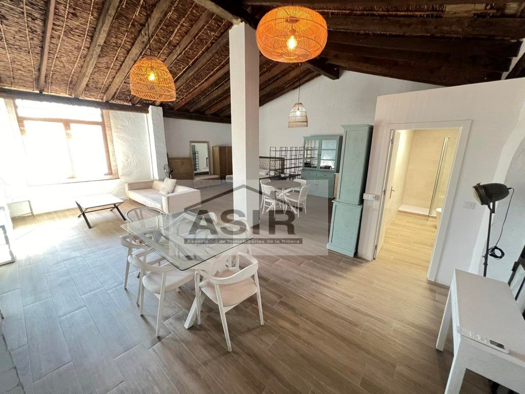 Estudio de alquiler en sant antoni, Alberic