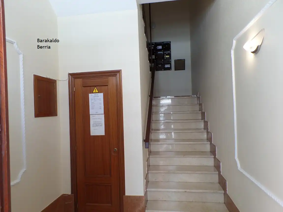 Office for sale in Barakaldo   with Furnished