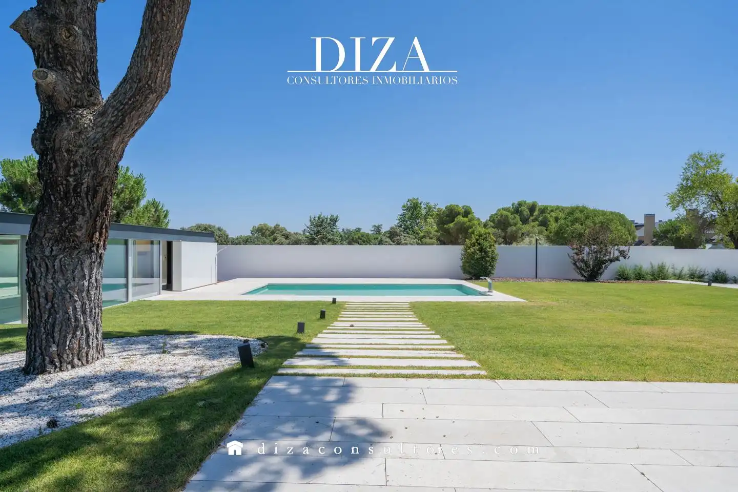 Casa amb piscina en venda a Avenida de la Finca, imagen 3
