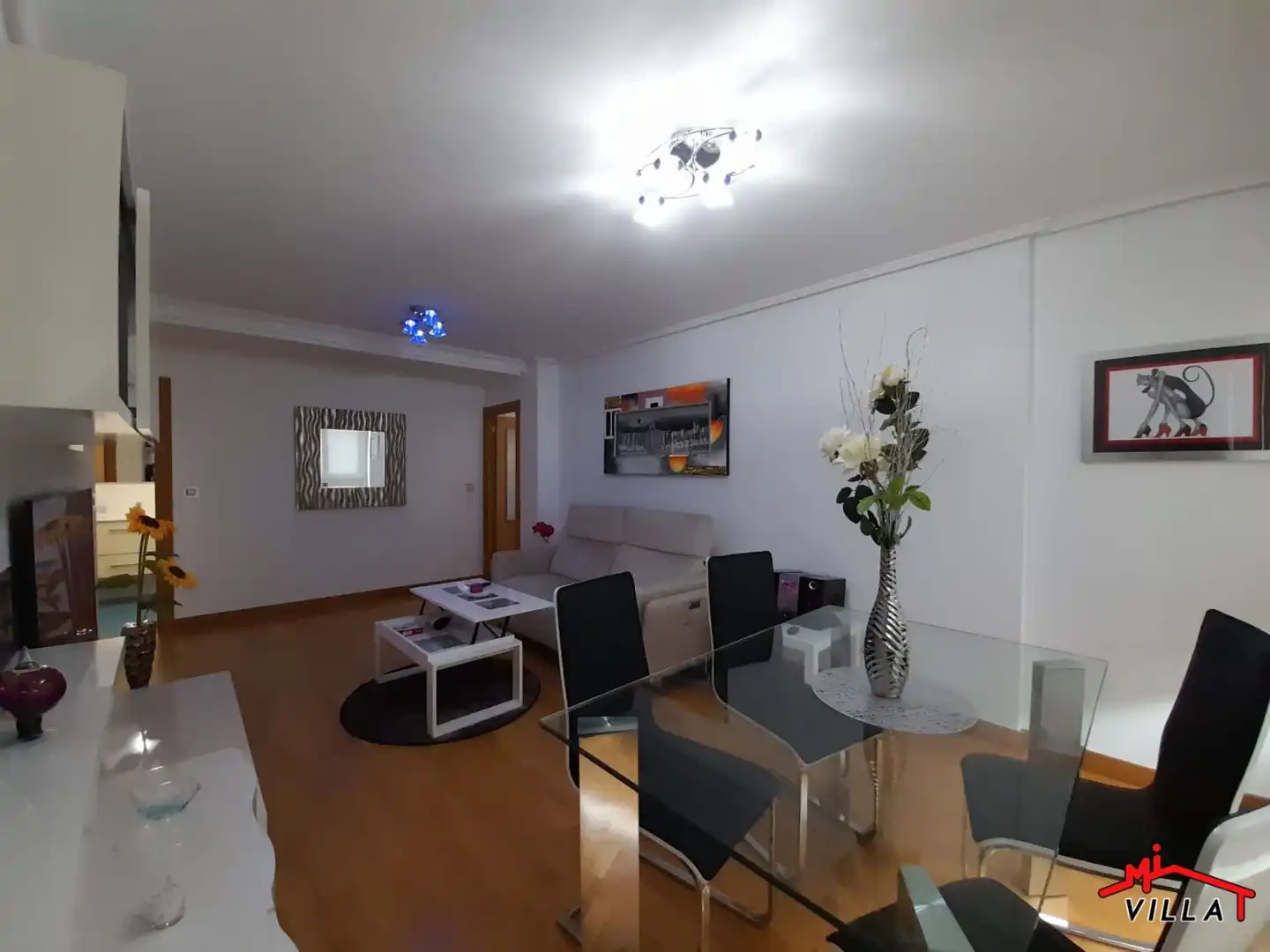 Sala de estar de Piso de alquiler en Bárcena de Cicero con Calefacción, Amueblado y Balcón