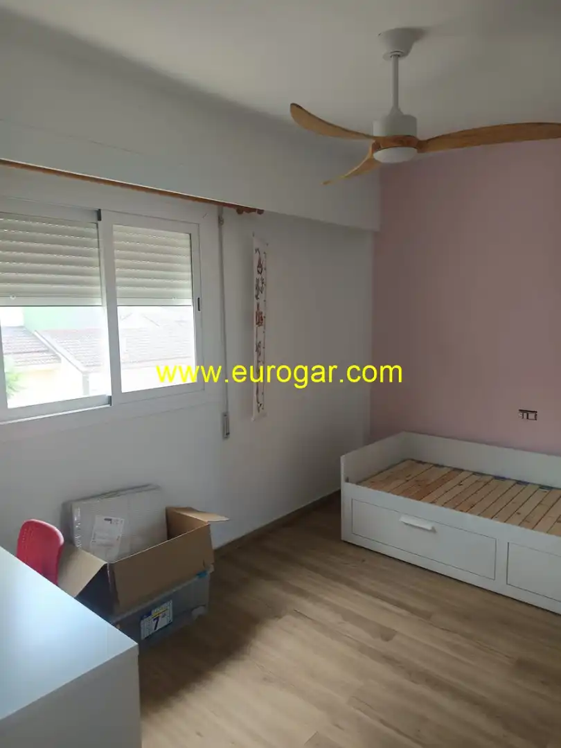 Habitación de Casa o chalet en venta en Chiva con Aire acondicionado, Terraza y Balcón