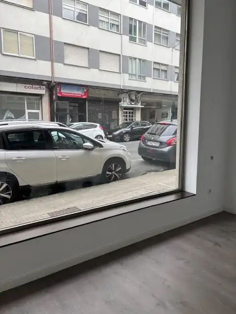 Parkplatz von Geschaftsraum zur Miete in Ferrol mit Klimaanlage und Parkett