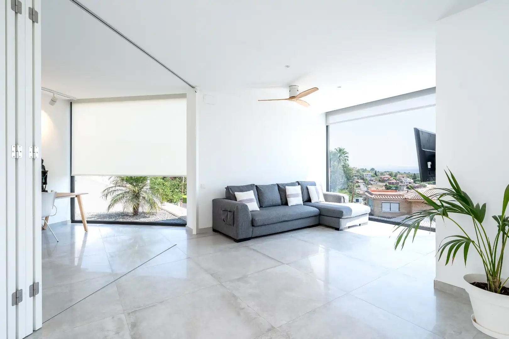Sala de estar de Casa o chalet en venta en Castellvell del Camp con Aire acondicionado, Jardín privado y Terraza