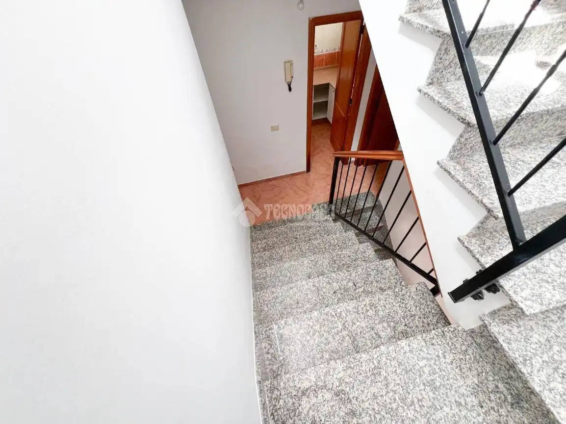 Casa aparellada en venda a Cruce de Arinaga, imagen 22