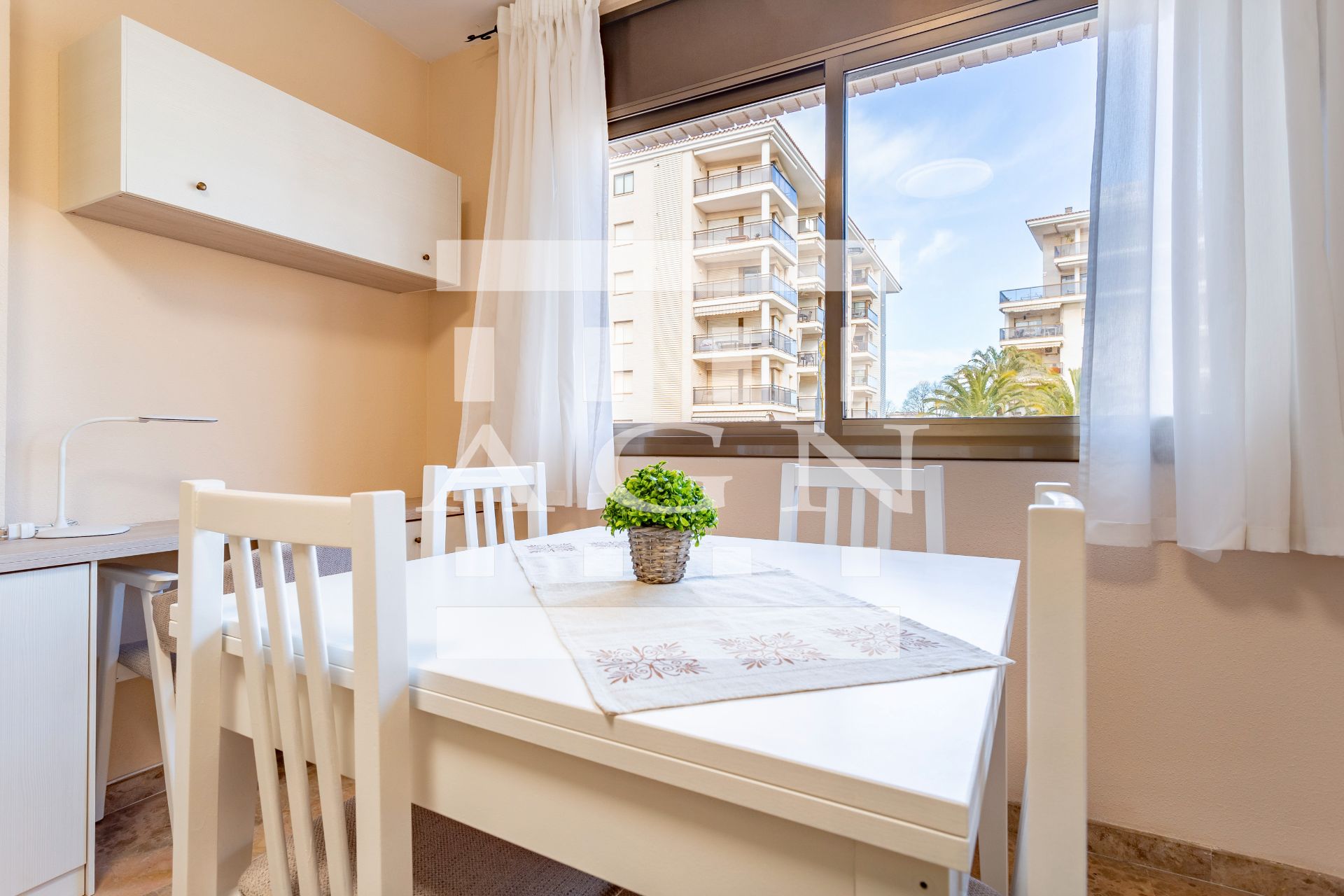 Apartment for sale in Carrer M. Cinto Verdaguer, Vinyols i els Arcs