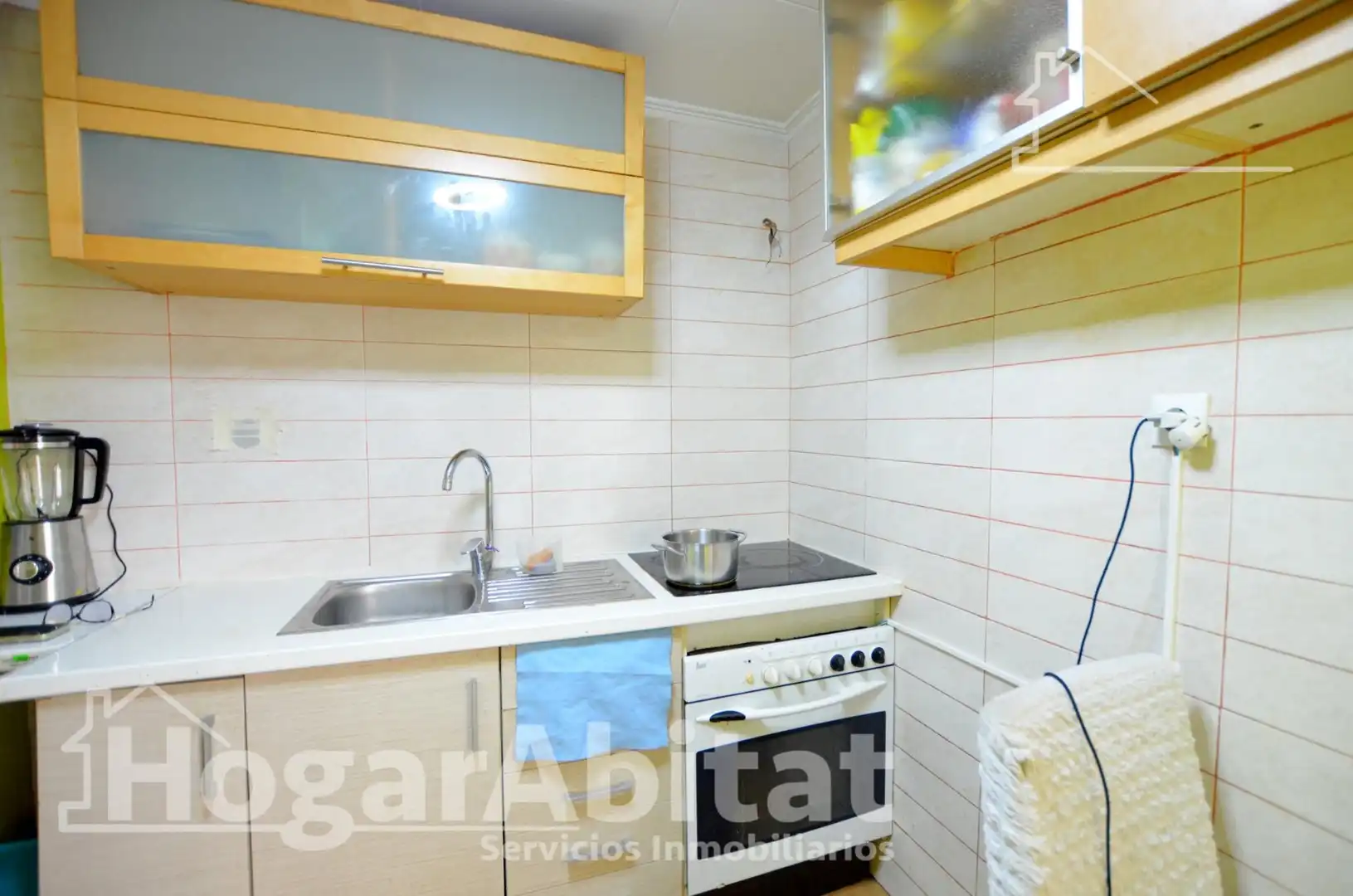 Flat with terrace for sale in Calle Beniarrés, imagen 5
