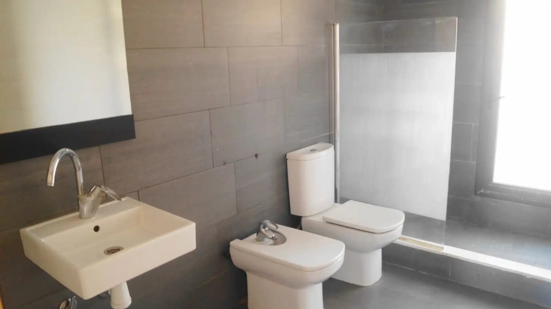 Baño de Casa o chalet de alquiler en Bigues i Riells del Fai con Aire acondicionado, Calefacción y Jardín privado