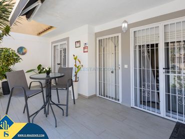 Bungalow avec piscine à vendre à Pueblo