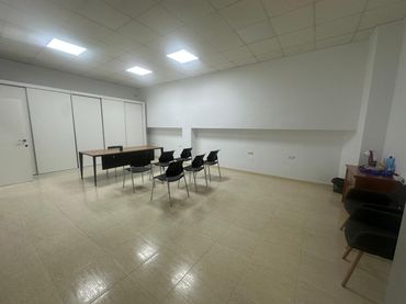 Local comercial en venda a Casco Antiguo