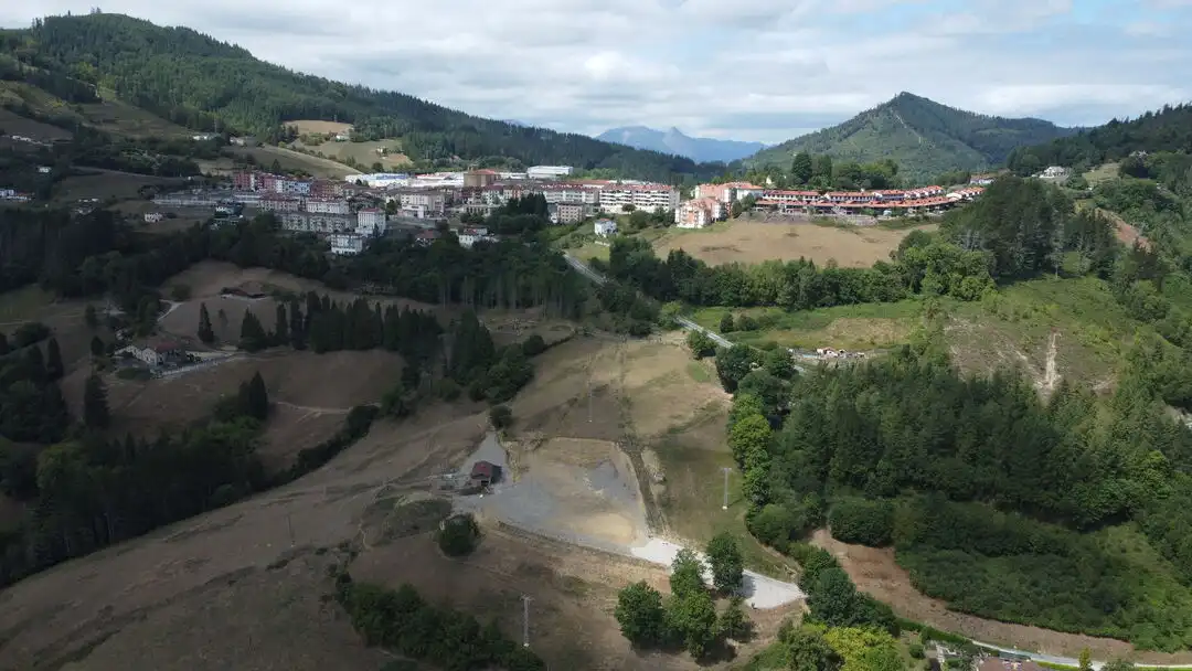 Vista exterior de Residencial en venta en Elgeta