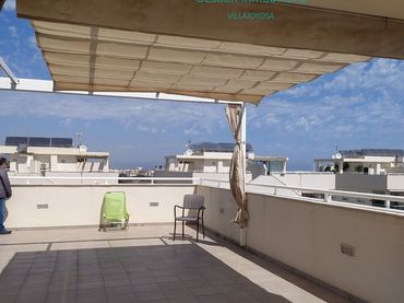 Penthouse mit Pool zum Verkauf in Piles