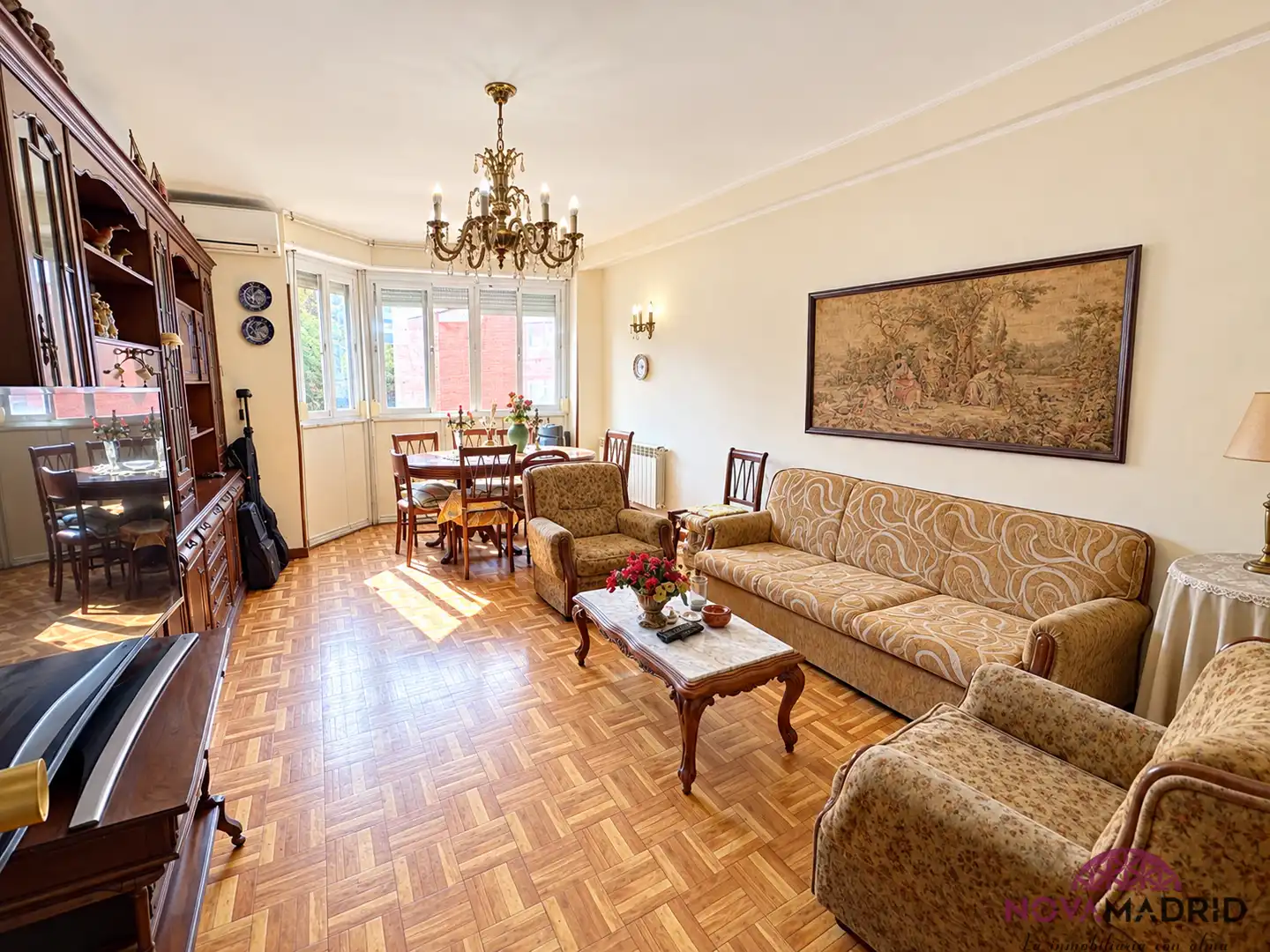 Sala d'estar de Pis en venda en Ciudad Lineal