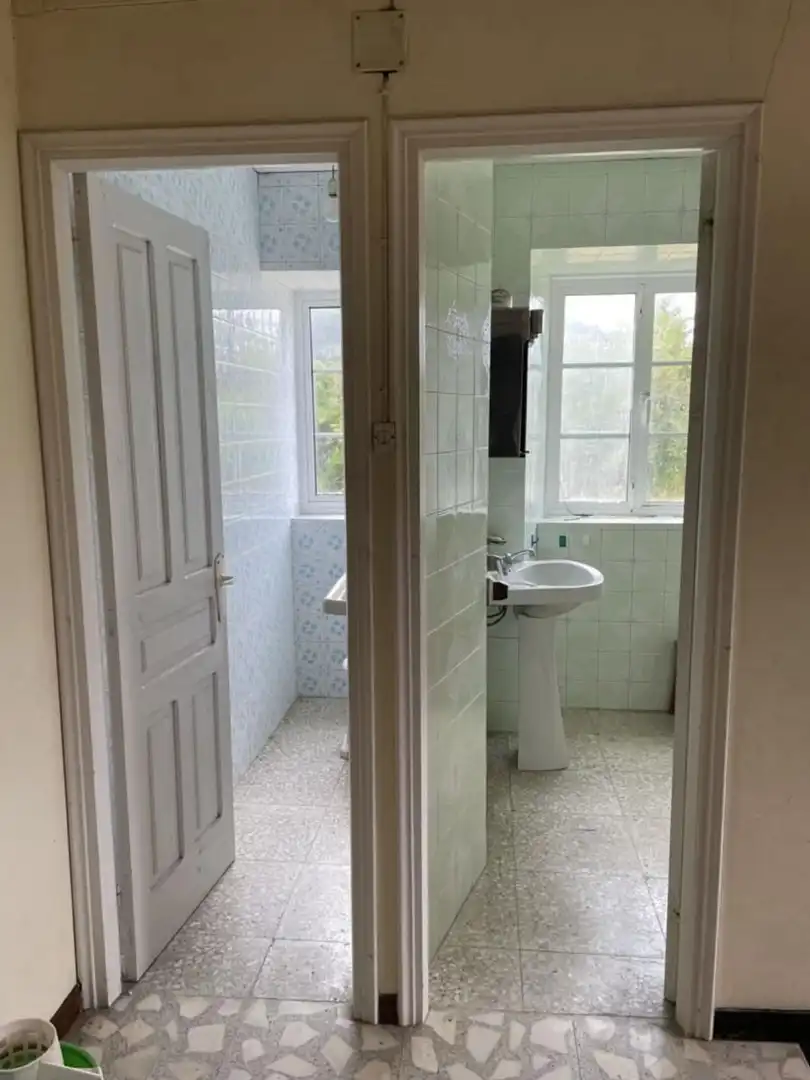Baño de Finca rústica en venta en Ortigueira con Jardín privado