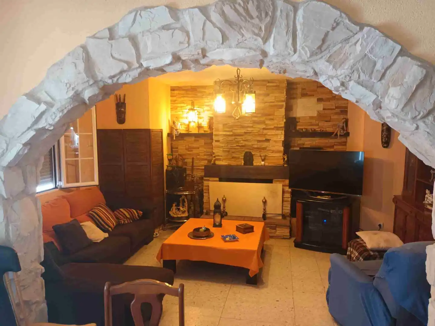 Sala d'estar de Casa o xalet en venda en Marugán amb Calefacció, Jardí privat i Terrassa