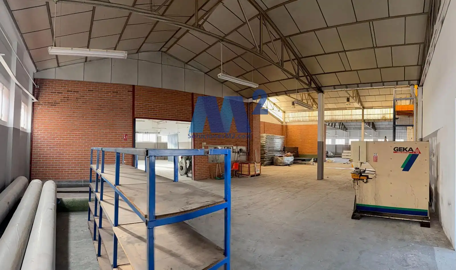 Nau industrial en venda a Peru, La Garena