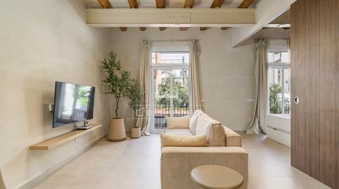 Foto 2 de Piso en venta en Sant Antoni, Barcelona Capital