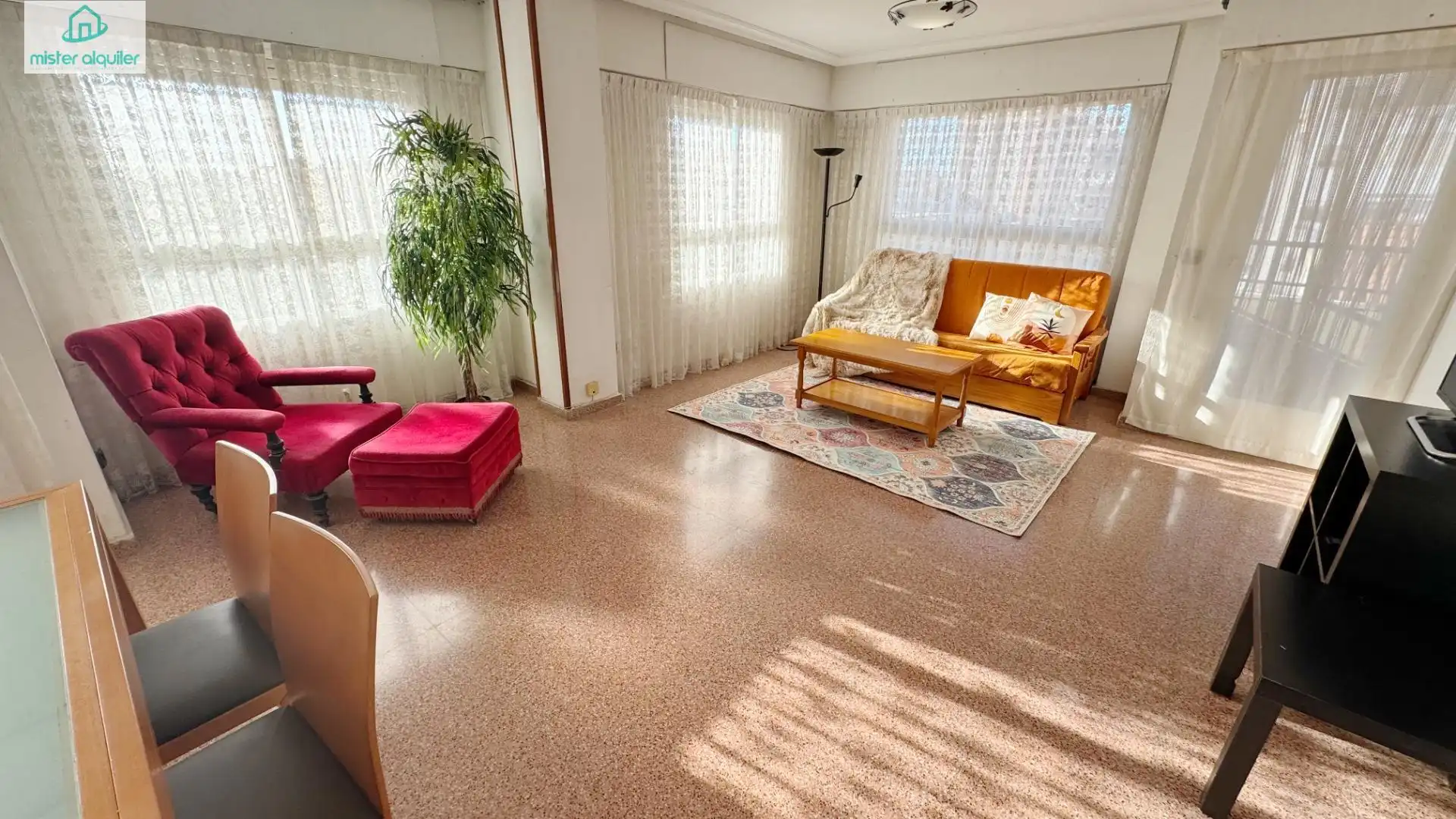 Sala d'estar de Apartament en venda en San Vicente del Raspeig / Sant Vicent del Raspeig amb Aire condicionat, Calefacció i Terrassa