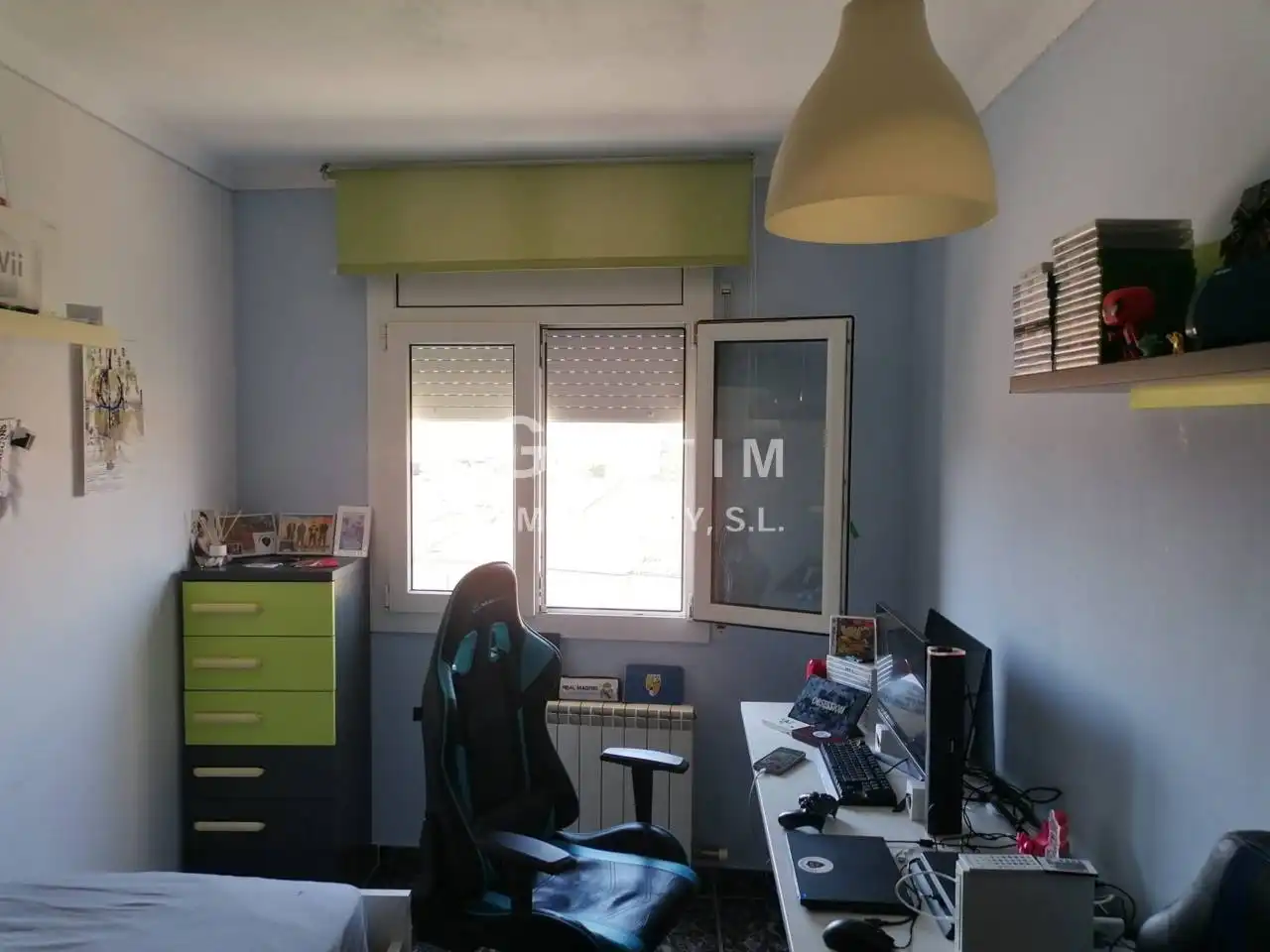 Habitación de Piso en venta en Manlleu con Calefacción, Terraza y Balcón