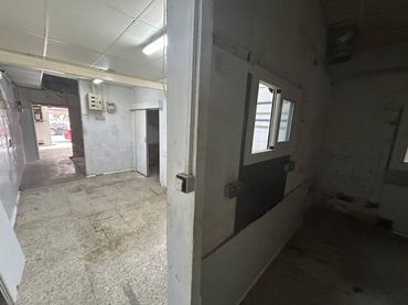 Local comercial en venda a Calle Font