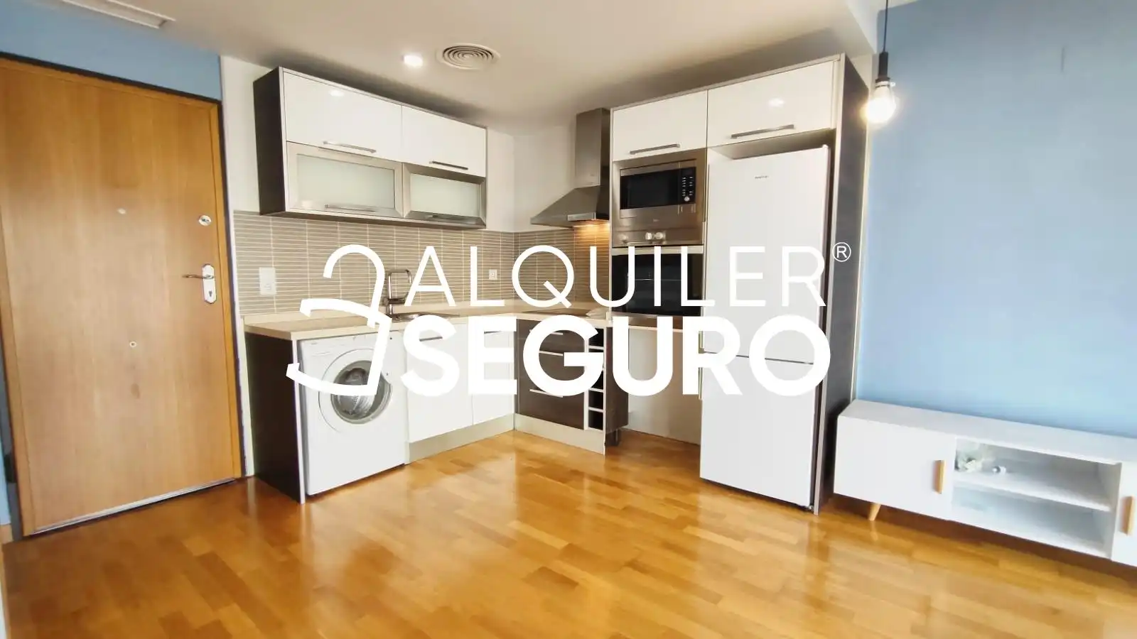 Kitchen of Study for rent in Valencia  with Air Conditioner