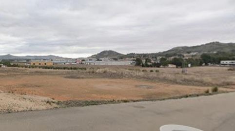 SE VENDE TERRENO EN YECLA