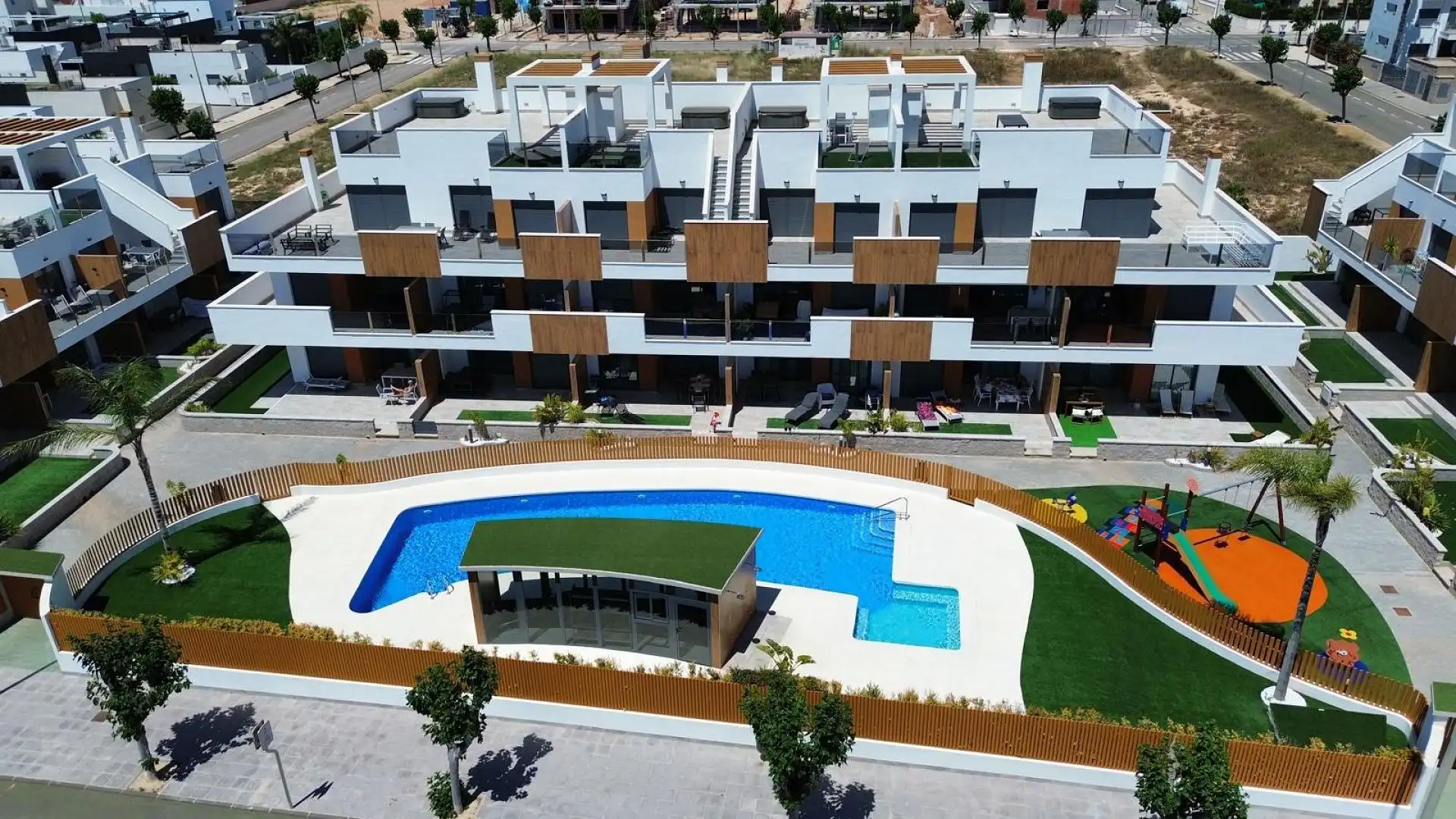 Apartament amb ascensor en venda a Pilar de la Horadada ciudad, imagen 2