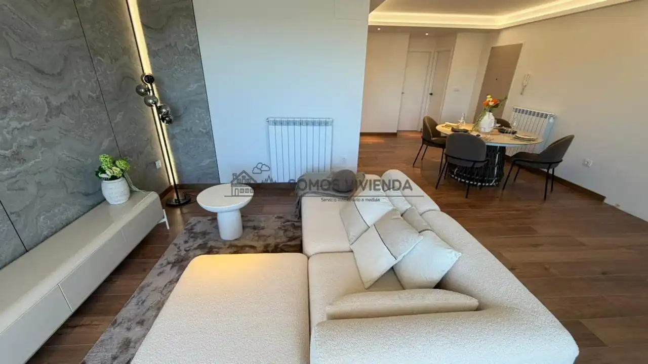 Sala de estar de Piso en venta en Ourense Capital  con Calefacción, Trastero y Balcón