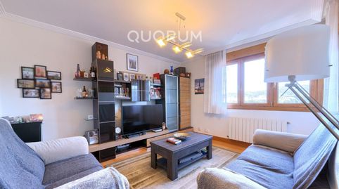 Foto 3 de Piso en venta en Kalero - Basozelai, Basauri