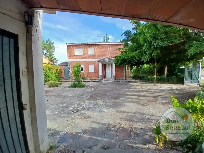 Casa o chalet en venta en Traspinedo con Calefacción, Terraza y Trastero