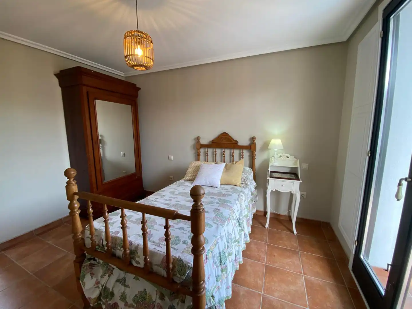 Habitación de Casa o chalet en venta en Leiro con Calefacción, Jardín privado y Parquet