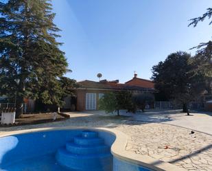 Swimming pool of Residential for sale in Cerdanyola del Vallès