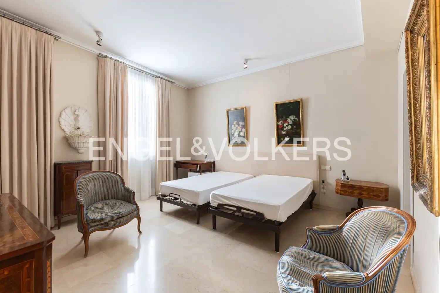 Habitación de Piso en venta en Valencia con Aire acondicionado, Calefacción y Balcón