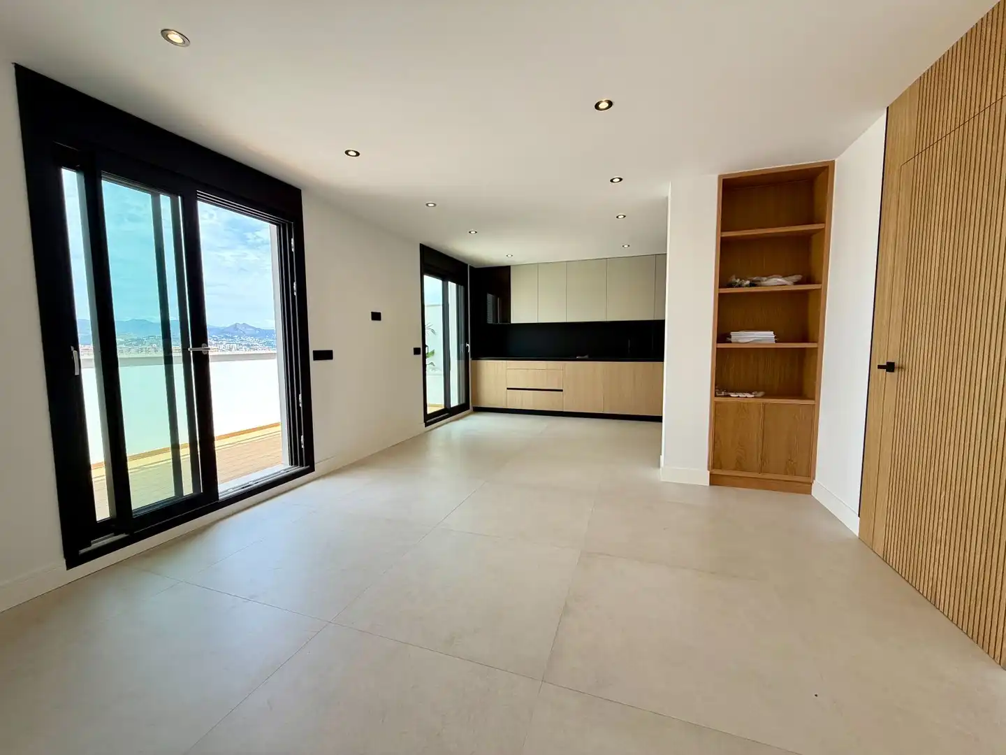 Sala de estar de Ático en venta en Málaga con Aire acondicionado, Calefacción y Jardín privado